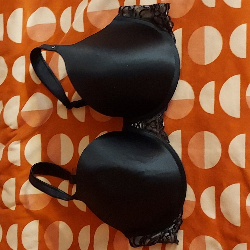 💚2/$20 our 4/$30 Self Expressions by Lillyette size 40D Black Lacey Bra